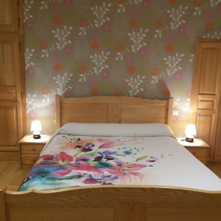 Le P'Tit Bonheur Bed & Breakfast Chilly-sur-Salins Exterior photo