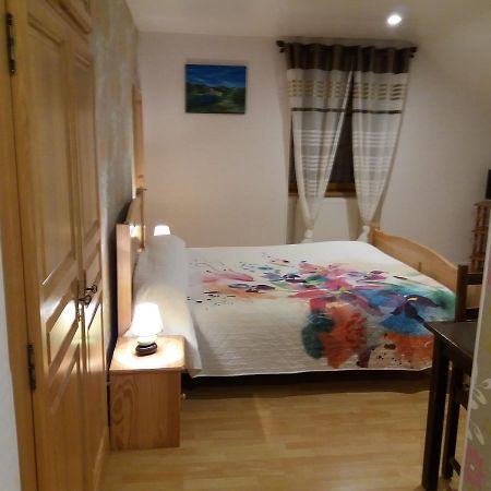 Le P'Tit Bonheur Bed & Breakfast Chilly-sur-Salins Exterior photo